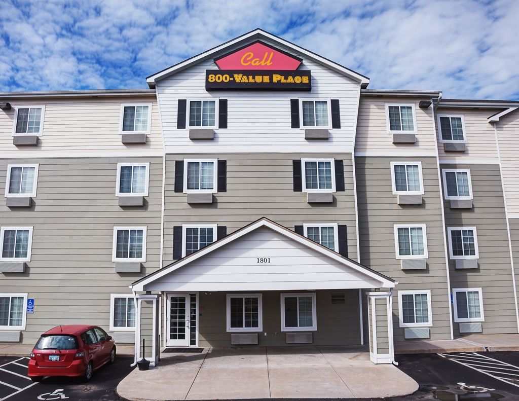 Woodspring Suites Topeka Exterior foto