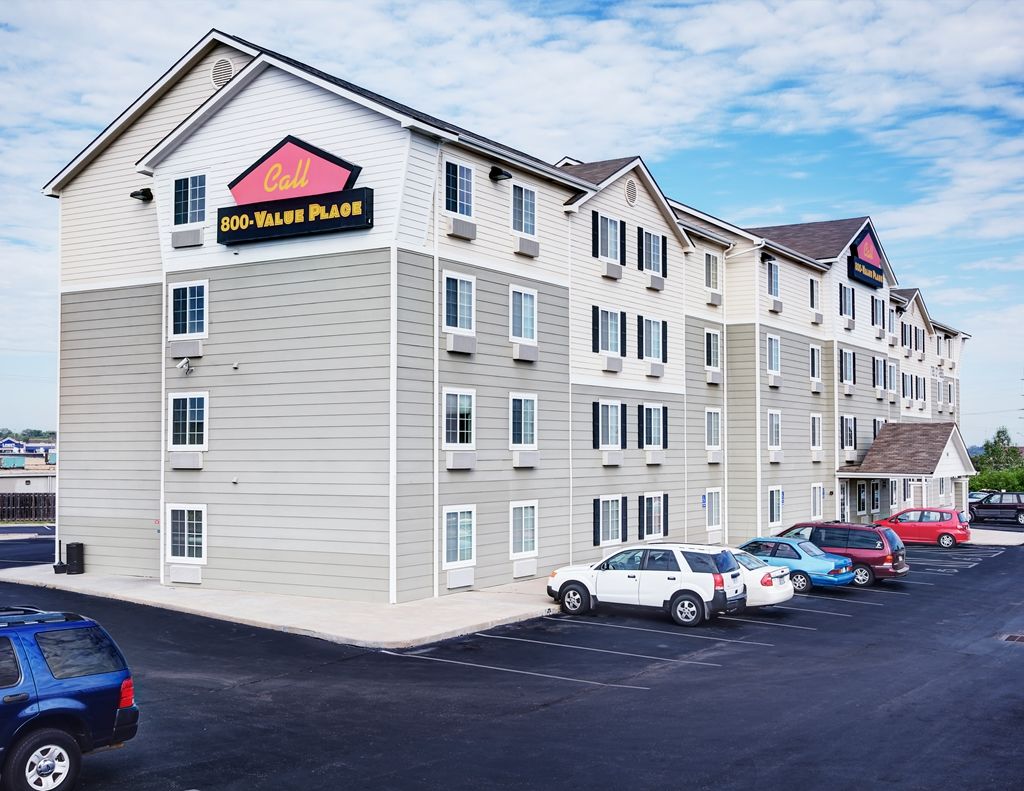 Woodspring Suites Topeka Exterior foto