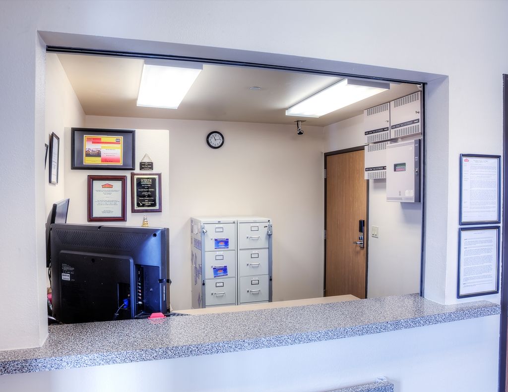 Woodspring Suites Topeka Interior foto